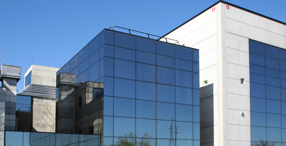 Izdelave in montaže steklenih fasad