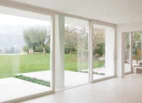 Izdelave in montaže ALU stavbnega pohištva. Izdelave in montaže steklenih fasad. Izdelave in montaže ALU zimskih vrtov. Izdelave in montaže ALU panoramskih oken.